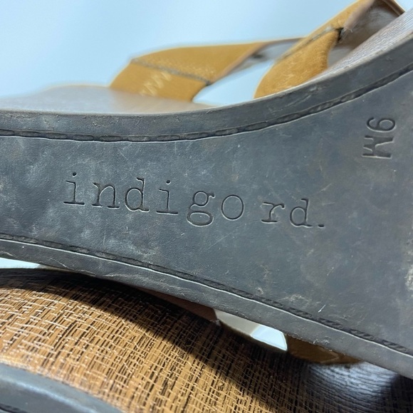Indigo Rd. Karla Brown Open Toe Slingback Wedges - Picture 12 of 13